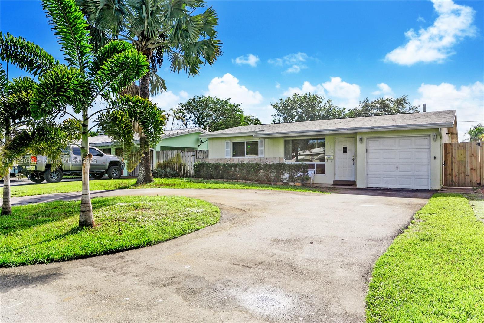 410 45th Ct, Oakland Park, FL 33334