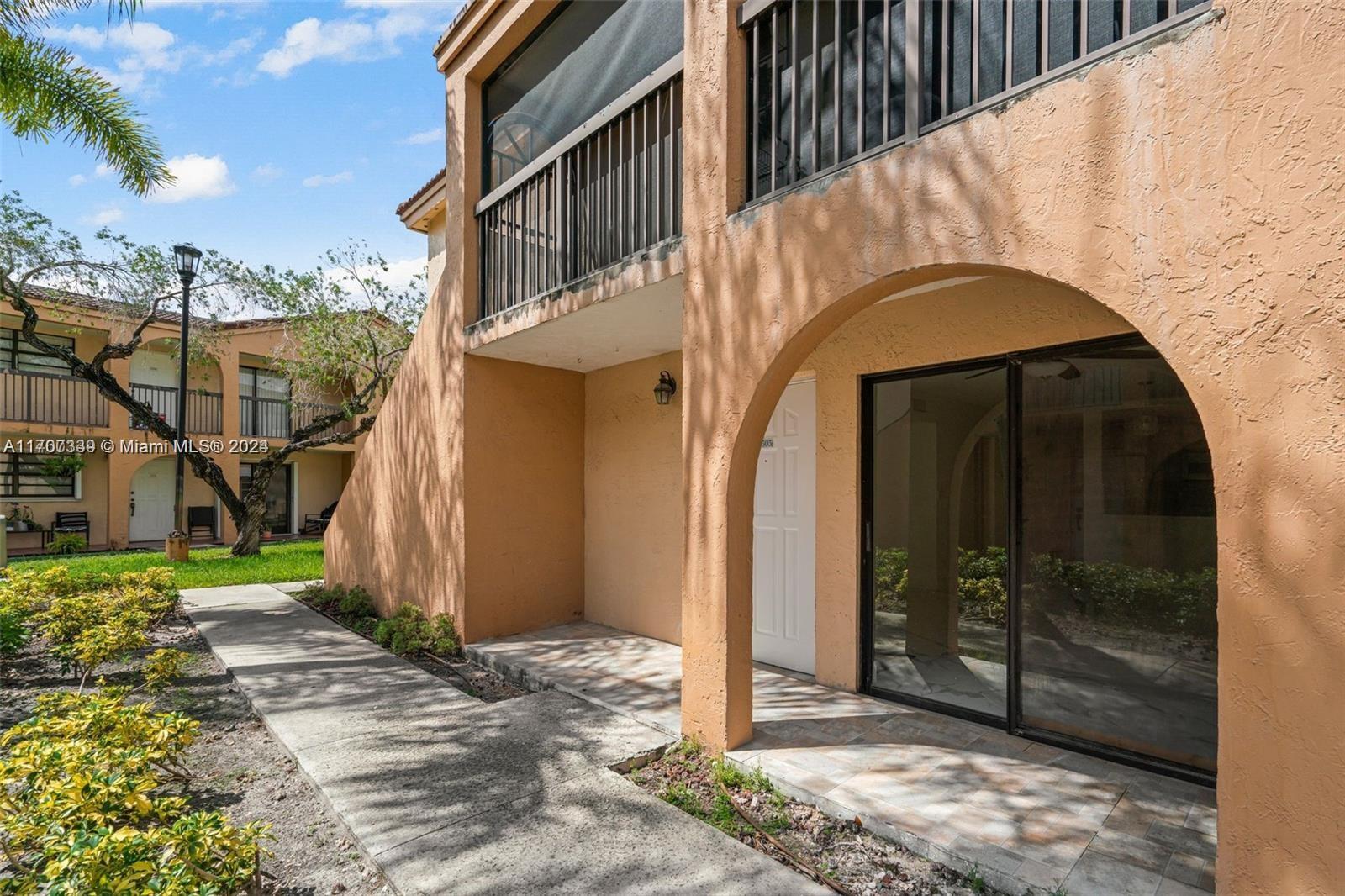 18330 Mediterranean Blvd, Hialeah, FL 33015