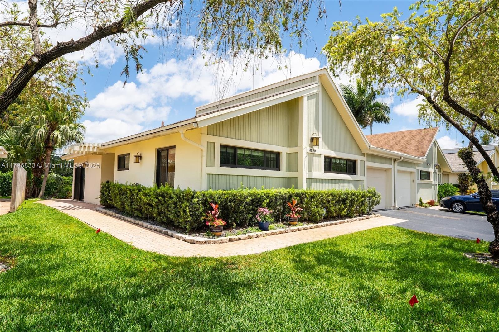 3620 Forge Rd, Davie, FL 33328