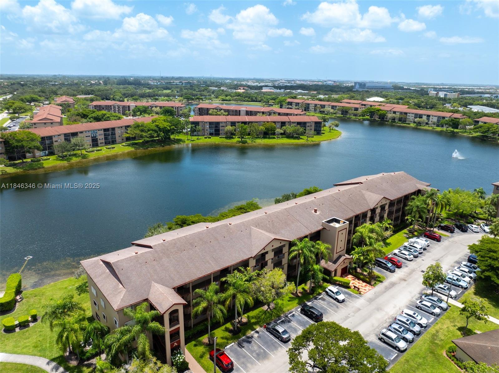 13700 11th St, Pembroke Pines, FL 33027
