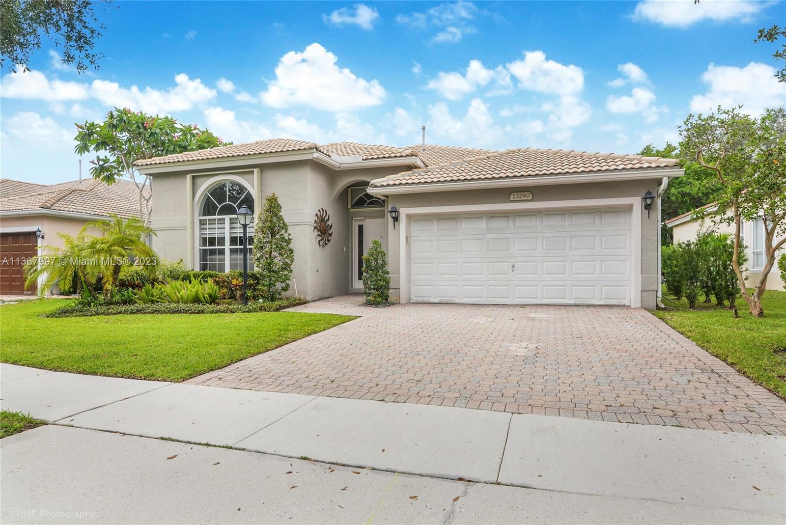 13290 18th St, Pembroke Pines, FL 33028