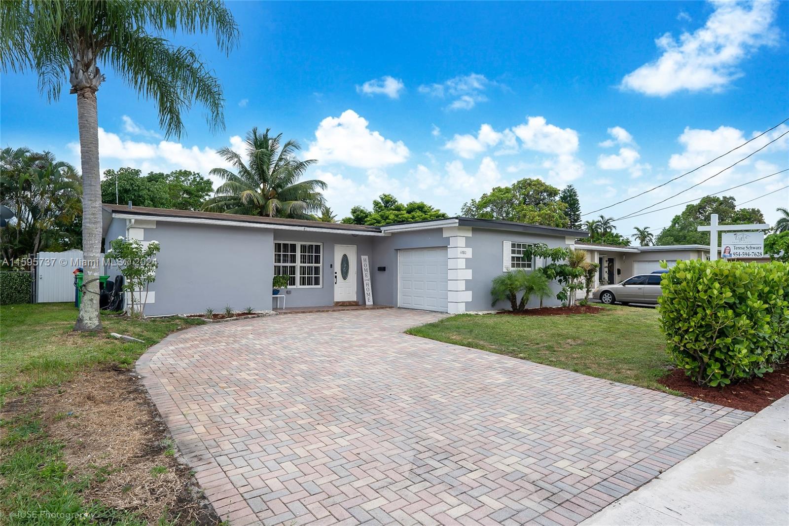 6680 26th St, Sunrise, FL 33313