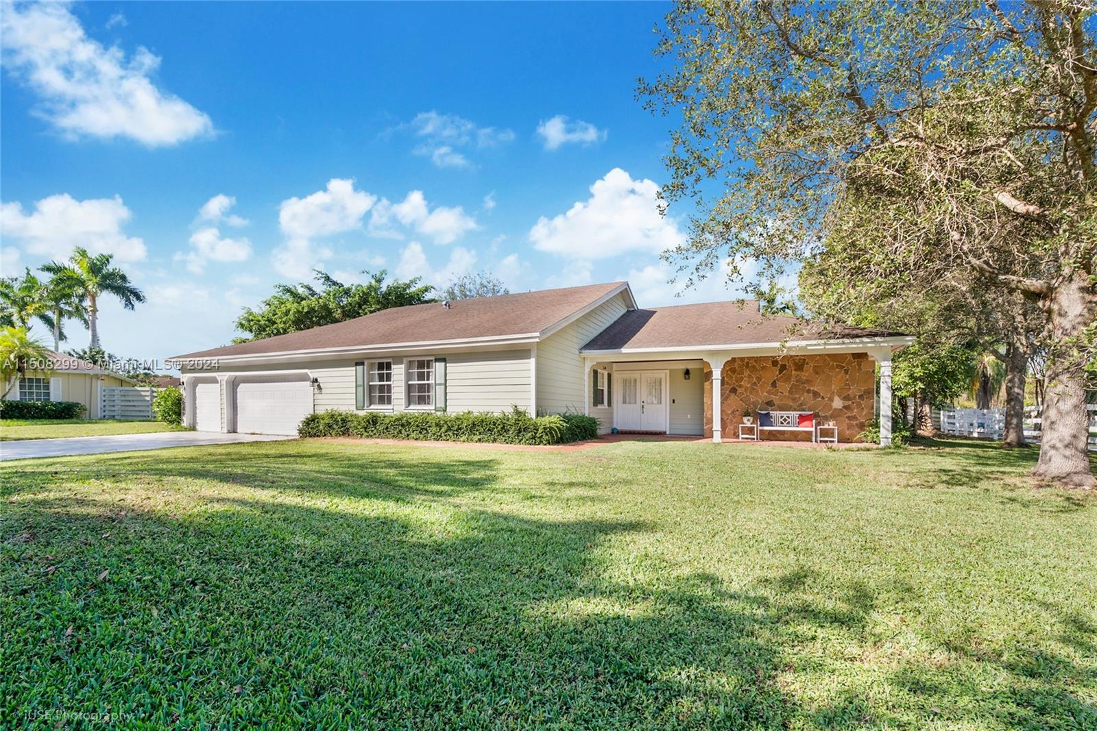 14620 148th Ct, Miami, FL 33196