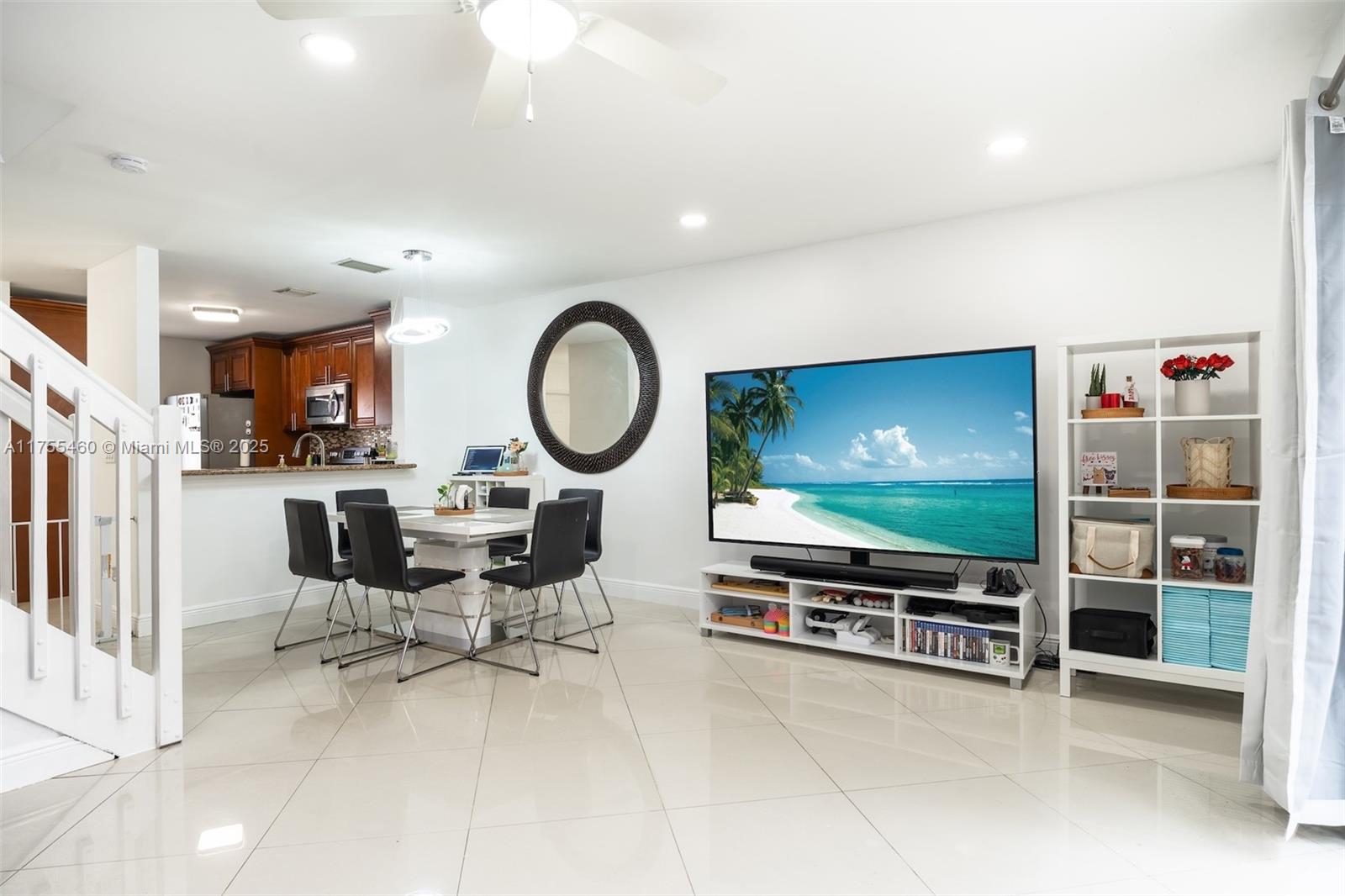 837 208th Dr, Pembroke Pines, FL 33029