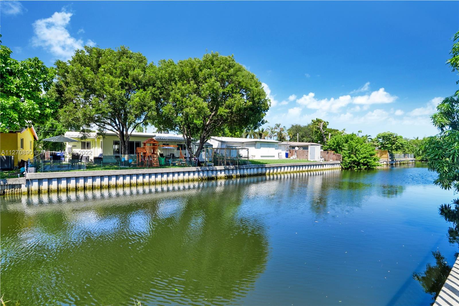 3043 Hayes St, Hollywood, FL 33021